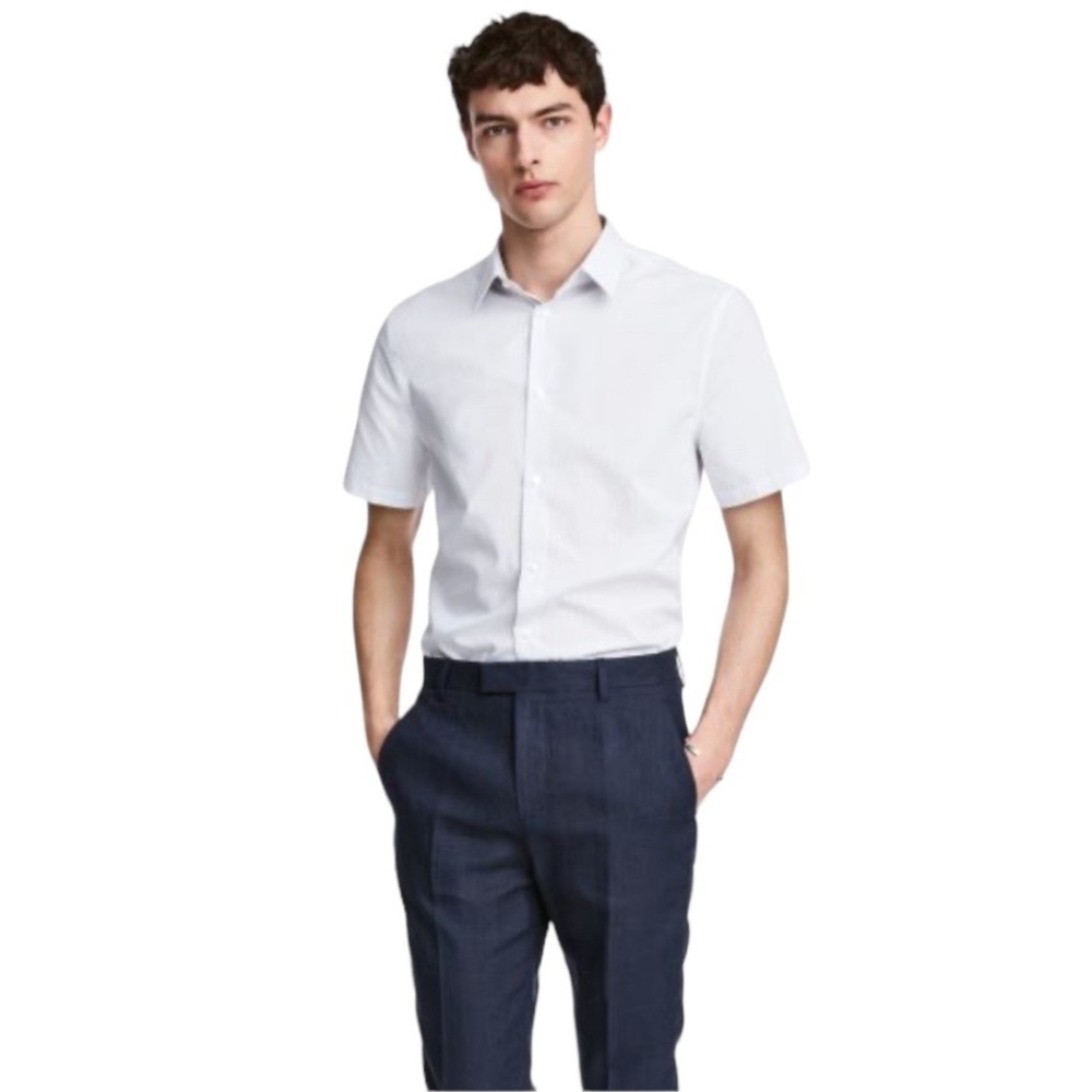 H&M Easy Iron Spotted Short Sleeve Button Up Shirt